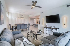 Comfy 3BR Lakeview Condo with 2Clubhouses